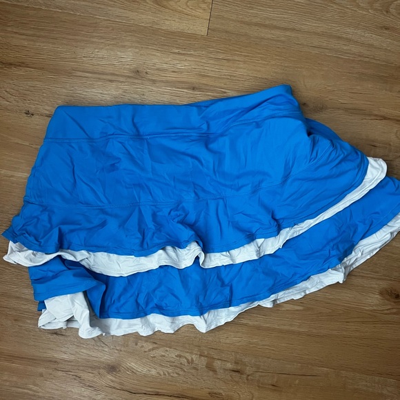 LILLY PULITZER TENNIS SKIRT - Picture 2 of 2